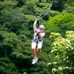 Три спускания по въжен тролей в района на Банско