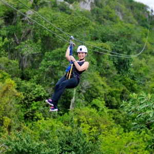 Три спускания по въжен тролей в района на Банско Три спускания по въжен тролей в района на Банско