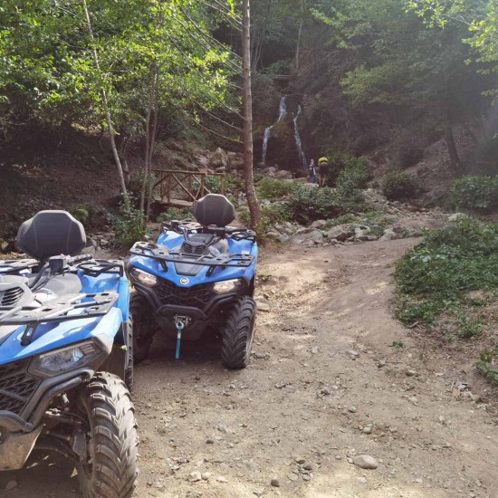 Навлезте в екстремните спортове с "Каране на АТВ 450сс за 1 час" от Makaroon