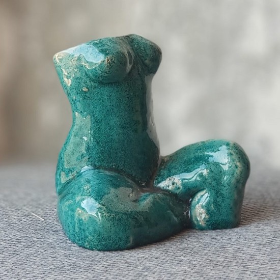 Керамика и вино – докоснете се до магията на глината от Makaroon Керамика и вино – докоснете се до магията на глината от Makaroon