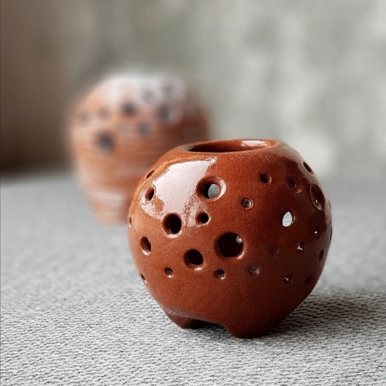 Керамика и вино – докоснете се до магията на глината от Makaroon Керамика и вино – докоснете се до магията на глината от Makaroon