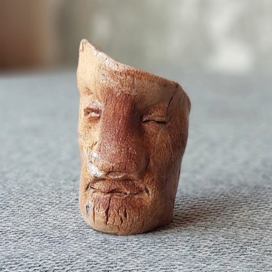 Керамика и вино – докоснете се до магията на глината от Makaroon Керамика и вино – докоснете се до магията на глината от Makaroon