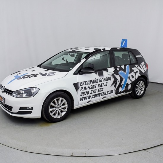 Driving course category "B" - a gift with the future in mind from Makaroon