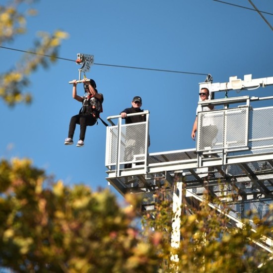 Понесете се над вълните и усетете адреналина с Зип Лайн eкстремно спускане за един човек в с. Топола от Makaroon