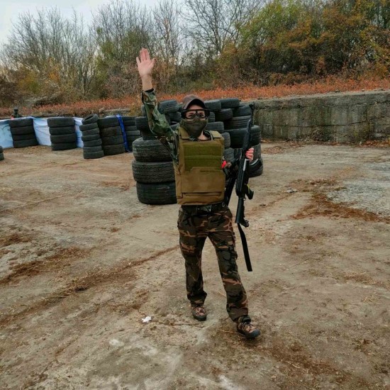 Впуснете се в епично приключение с Игра на Airsoft в Горна Оряховица от Makaroon