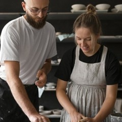 A creative meeting for two – in the world of clay and closeness