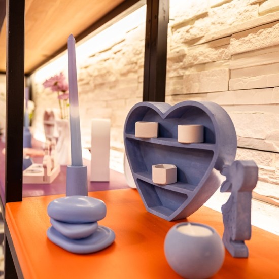 Create in a broken way with an Art Workshop for making decorations from concrete and microcement from Makaroon