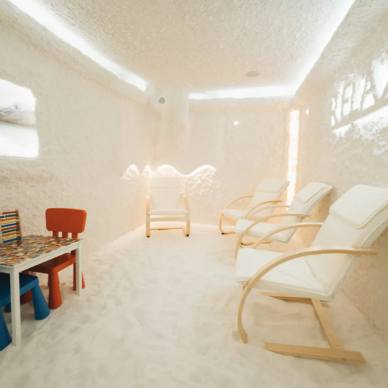 Почивка и природа - Уикенд със закуска за двама в самостоятелна вила в комплекс „СкитникЪ“ от Makaroon Почивка и природа - Уикенд със закуска за двама в самостоятелна вила в комплекс „СкитникЪ“ от Makaroon