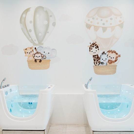 Подарете любов и грижа с "Хидротерапия и масаж за бебета" от Makaroon Подарете любов и грижа с "Хидротерапия и масаж за бебета" от Makaroon