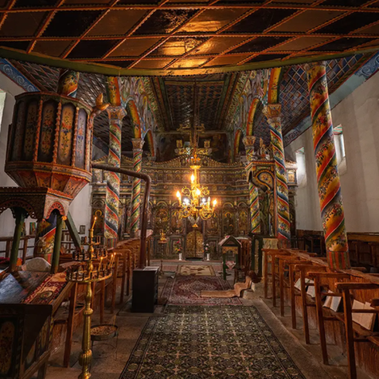 Разходка за двама в с. Долене – едно от най-китните кътчета в България