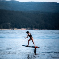 Водно забавление с "Урок по e-foil на яз. Въча около Пловдив" Водно забавление с "Урок по e-foil на яз. Въча около Пловдив"