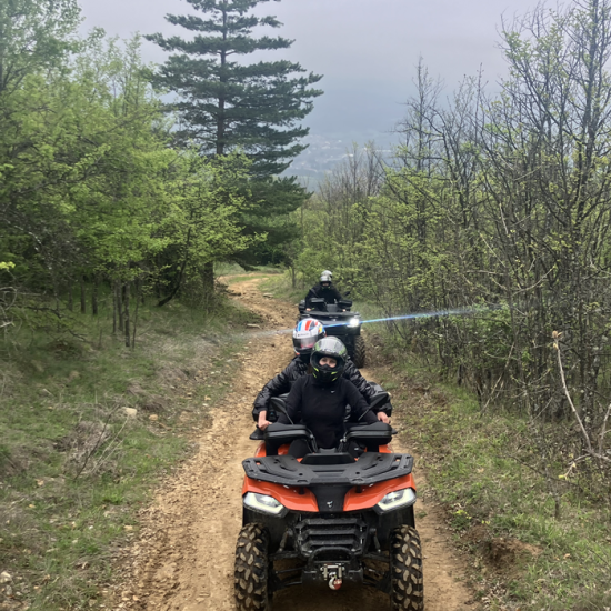 Открийте магията на Еленския Балкан с АТВ тур за един или двама около язовир Йовковци от Makaroon