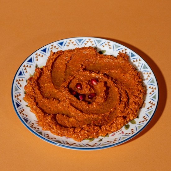 Насладете се на експлозия от вкусове и аромати с 3-степенно меню по избор за двама в сирийски ресторант Емеса от Makaroon