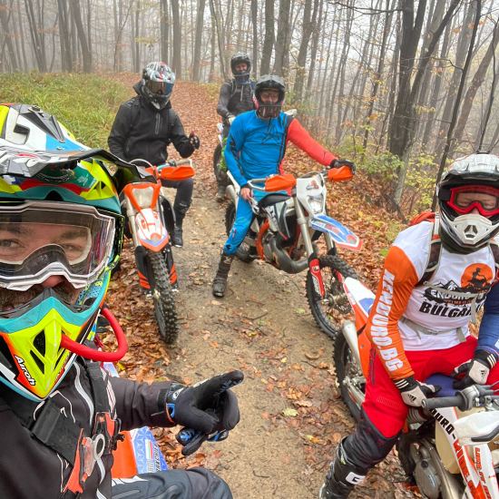 Целодневен преход с ендуро мотор край София или Габрово от Макароон