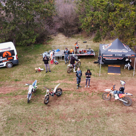 Индивидуален урок по управление на ендуро мотор от Макароон