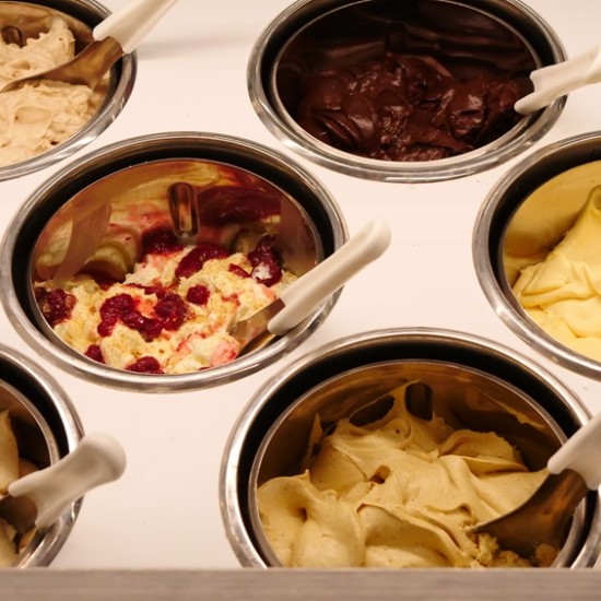 Вкусно преживяване - джелато дегустация за двама от Makaroon.bg