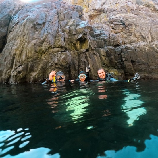 Explore the seabed with the "Diving Course" from Makaroon.bg