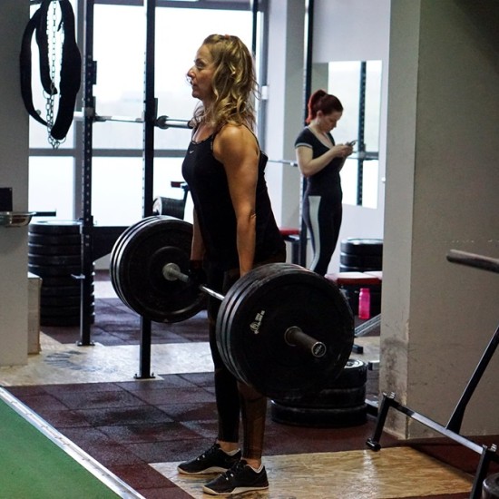 Открийте вашата фитнес мотивация с  „Три индивидуални тренировки с треньор в Gorilla Gym” от Makaroon