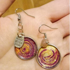 Създайте собствено уникално бижу от естествени камъни и перли във Варна