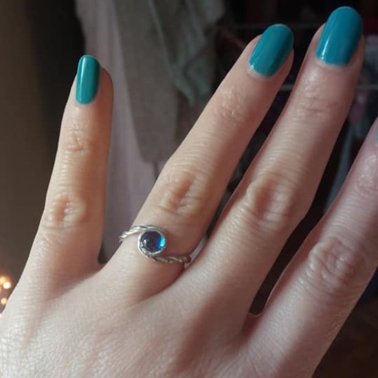 Създайте собствено уникално бижу от естествени камъни и перли във Варна от Макароон