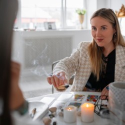 На среща със звездите с „Индивидуален хороскоп в гр. Варна“