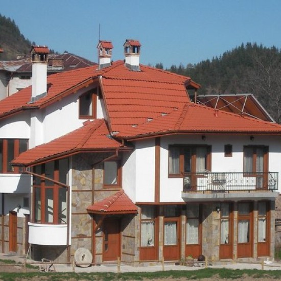 Почивка, потопена в уют и спокойствие, с Две нощувки за двама в двойна стая в "Хотел Даффи" от Makaroon