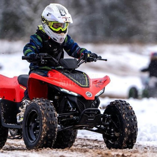 Приключение за две деца „Каране на детско АТВ край Варна“