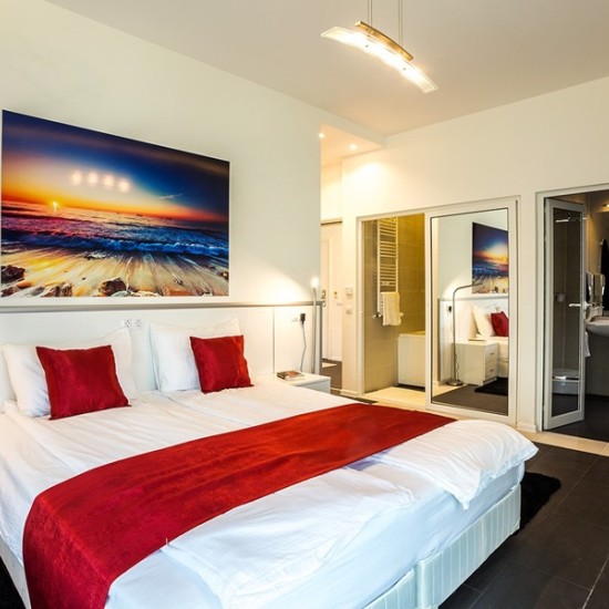 Give the gift of a relaxing holiday at the "Europe Complex" in Dolna Banya from Makaroon