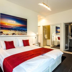 Създайте незабравими спомени с "Уикенд за двама в Комплекс Европа“ в Долна Баня