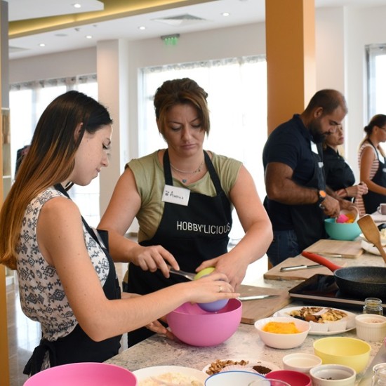 Рецепти от цял свят, вкусна храна и изкусна кулинария с „Кулинарен курс по избор в Пловдив“ от Makaroon