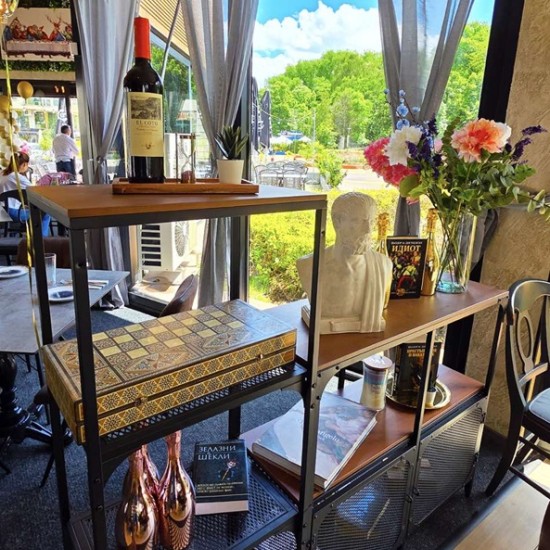 Насладете се на вкусна храна и приятна атмосфера с Брънч меню за двама в Little Sofia от Makaroon