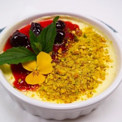 Греховни сладости с Десертно меню за двама в ресторант Little Sofia 