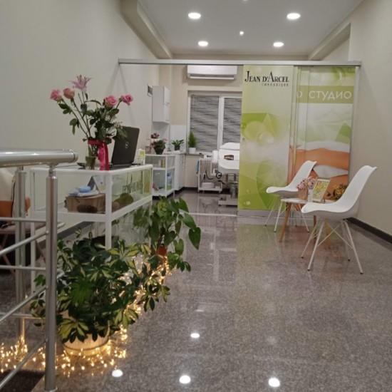 Подарете грижа и внимание с ''Японски масаж Goyuki'' в Стара Загора от Makaroon