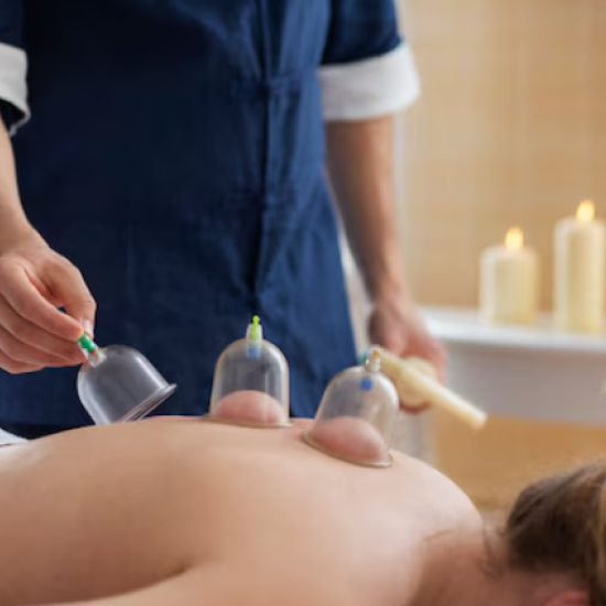 Детоксикирайте тялото си от токсини с  „Масаж + вендузотерапия в София“ от Makaroon