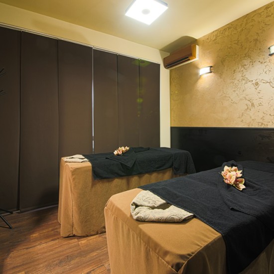 Поглезете кожата си - Луксозна СПА терапия “Skeyndor” във Варна от Makaroon Поглезете кожата си - Луксозна СПА терапия “Skeyndor” във Варна от Makaroon