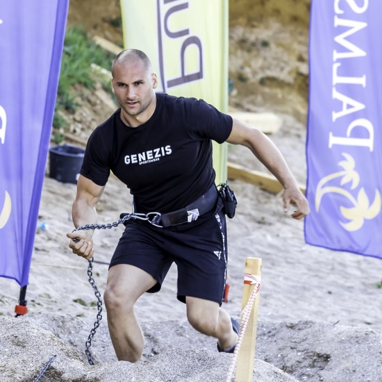 Екшън игри и среща с участници от различните риалити формати в България от Макароон