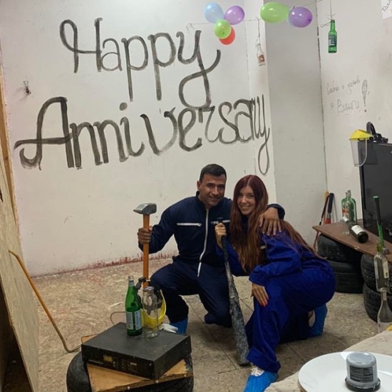 Разбий стреса в стая на гнева във Варна от Макароон