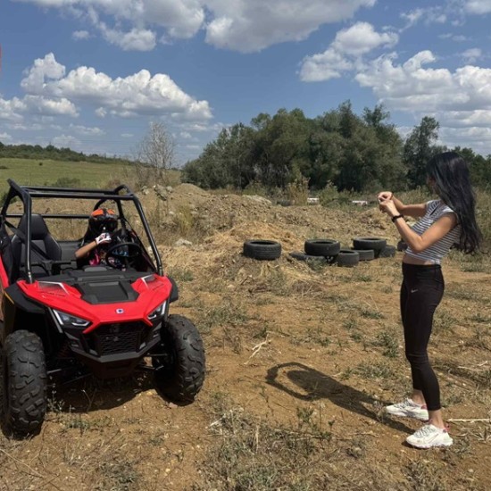 Изградете правилни умения и увереност при шофиране във Вашето дете с Детска Бъги Академия от Makaroon