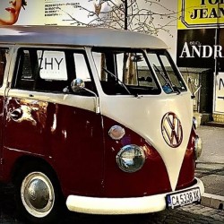 Premium Experience - Стилен тур с ретро бус + пикник и професионално заснемане за 2 до 6 души