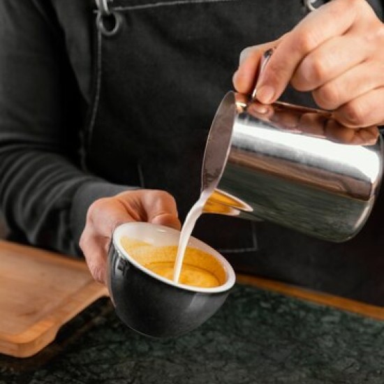 Сладки удоволствия и деликатеси с Десертно меню в Raffy Bar and Gelato от Makaroon