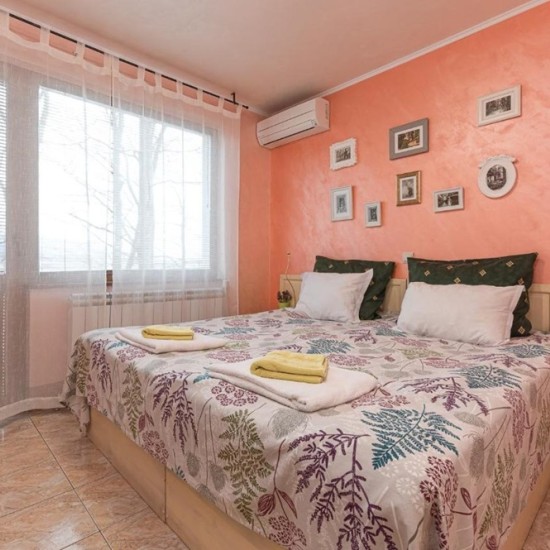 Оазис, далеч от града с "Нощувка за двама в комплекс Райски залив  в с. Голяма Желязна" от Makaroon