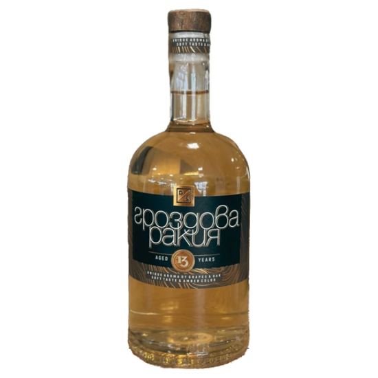 Изживяване за ценители - Златен билет за Музея на ракията с дегустации на 3 отлежали ракии + подарък от Makaroon