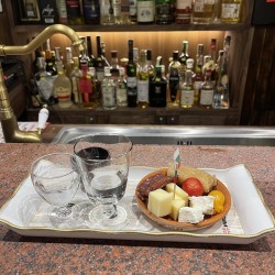 Посещение на музея на ракията с включена дегустация на 3 ракии за един човек