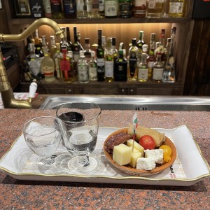 Посещение на музея на ракията с включена дегустация на 3 ракии за един човек