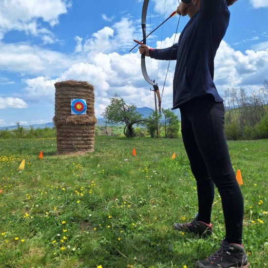Horse riding for two and archery near Svoge from Makaroon