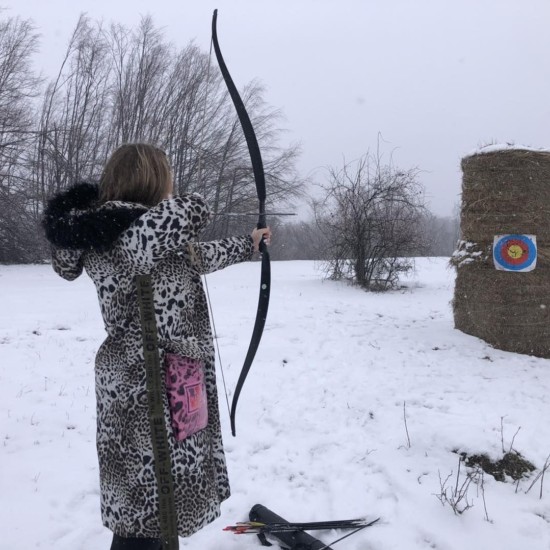 Урок по конна езда край Своге и стрелба с лък от Макароон Урок по конна езда край Своге и стрелба с лък от Макароон