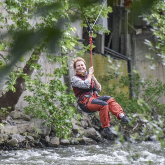 Адреналин по бързеите с "Приключение с каяк по река Струма" от Makaroon