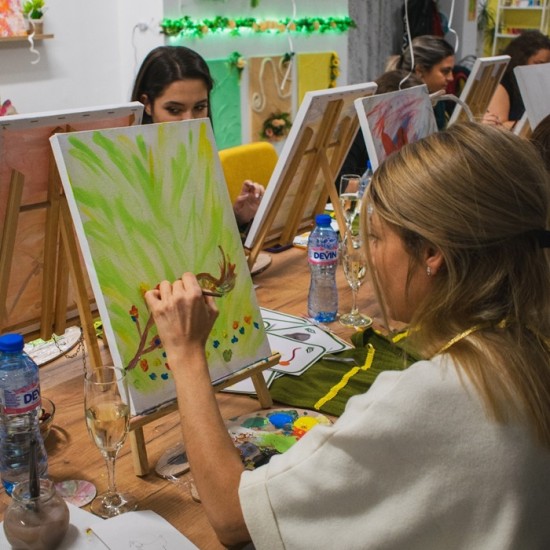 Споделете вдъхновението и въображението си с Тандемно рисуване за двама от Makaroon Споделете вдъхновението и въображението си с Тандемно рисуване за двама от Makaroon