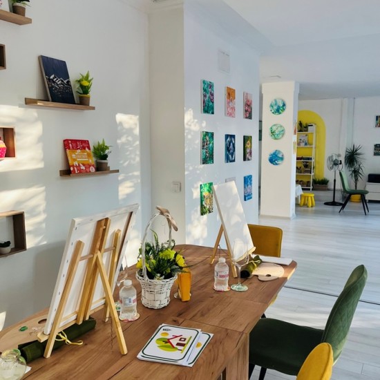 Споделете вдъхновението и въображението си с Тандемно рисуване за двама от Makaroon Споделете вдъхновението и въображението си с Тандемно рисуване за двама от Makaroon