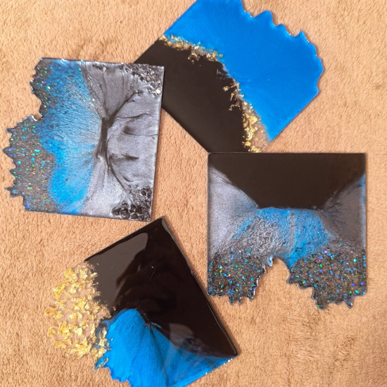 Творческа работилница: създай собствени подложки за чаши от епоксидна смола за двама  от Макароон